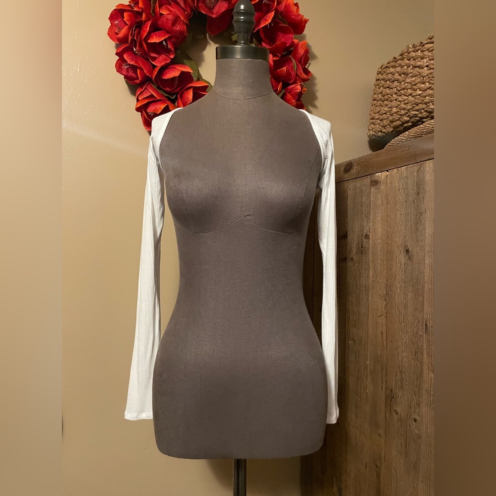 ALO Yoga White Long Sleeve Shrug
